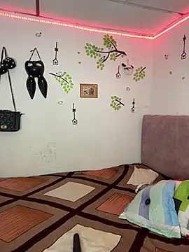 Tiara 19 online show from 13, 3, 2026