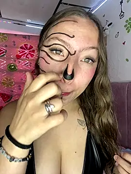 Tiara 19 online show from 28, 10, 2025