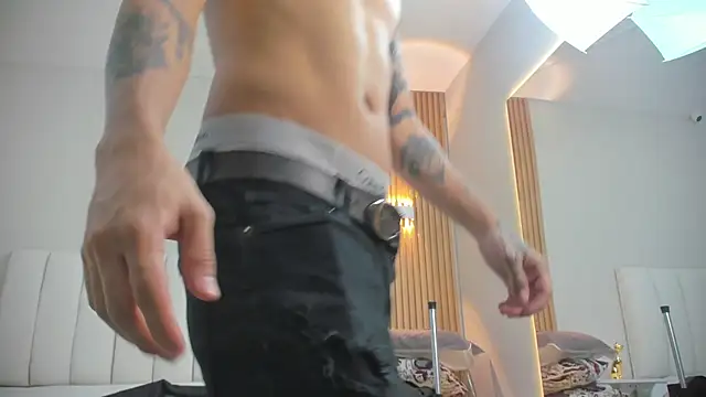 lilyth adam online show from 13, 11, 2025