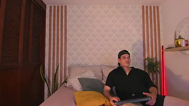 Snapshot of Cristian_blaze chatting on 4, 6, 2026 Cristian blaze online show from 4, 6, 2026