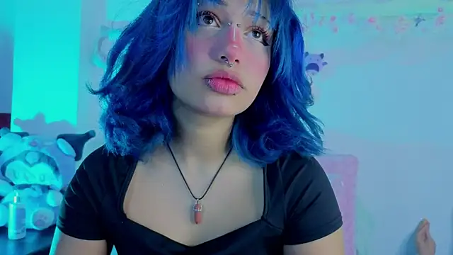 zoelight18 online show from 12, 1, 2026