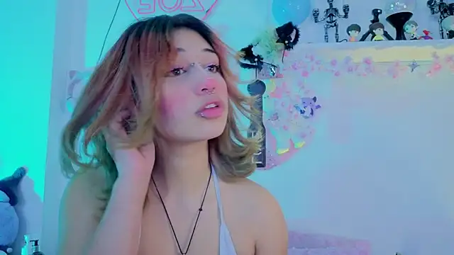 zoelight18 online show from 22, 12, 2025