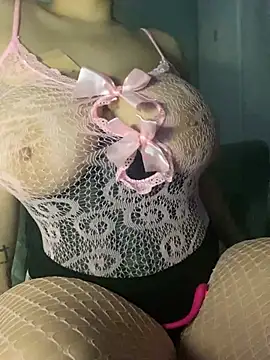 emiliafrancaise online show from 9, 2, 2026