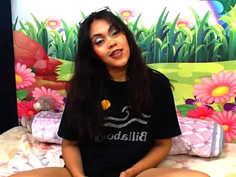 Snapshot of indiandesire4u69 chatting on 12, 11, 2025 indiandesire4u69 online show from 12, 11, 2025