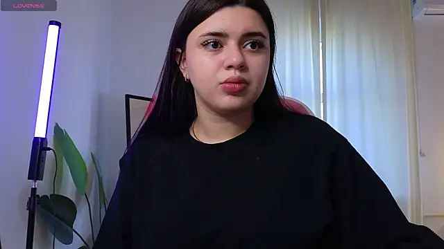 courtneyk  online show from 3, 10, 2025