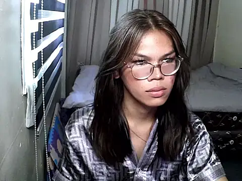 keana laux online show from 13, 9, 2025