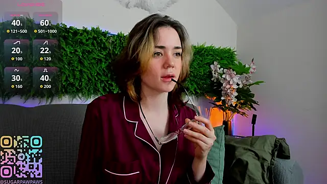 Snapshot of Sunny_Teaze chatting on 2, 11, 2025 Sunny Teaze online show from 2, 11, 2025