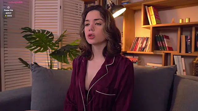 Sunny Teaze online show from 19, 2, 2026