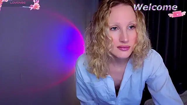 BiancaHelo online show from 4, 11, 2025