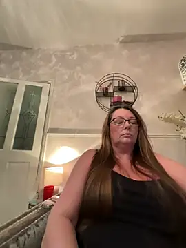 BuxomKitty BBW online show from 3, 4, 2026