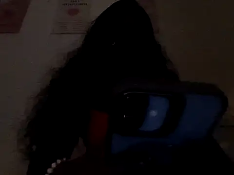 Snapshot of Niveda_21 chatting on 14, 10, 2025 Niveda 21 online show from 14, 10, 2025