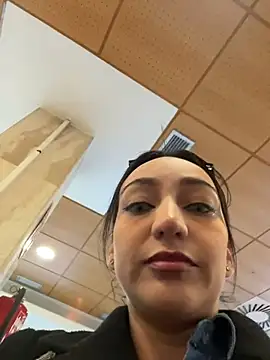 Ninabigtitied online show from 21, 11, 2025