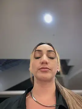 Ninabigtitied online show from 27, 2, 2026