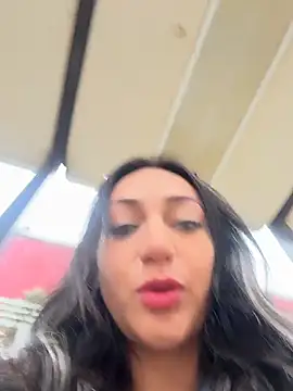 Ninabigtitied online show from 8, 11, 2025