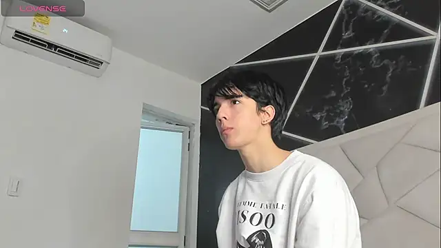 Snapshot of AerumChae chatting on 10, 7, 2026 AerumChae online show from 10, 7, 2026