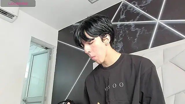 Snapshot of AerumChae chatting on 9, 7, 2026 AerumChae online show from 9, 7, 2026