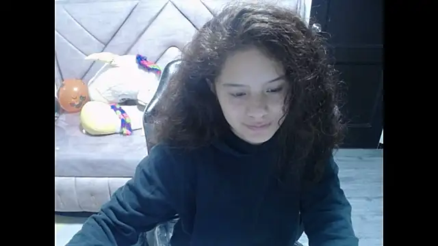 Snapshot of Velvet_Moon_V chatting on 23, 10, 2025 Velvet Moon V online show from 23, 10, 2025