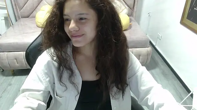 Snapshot of Velvet_Moon_V chatting on 20, 11, 2025 Velvet Moon V online show from 20, 11, 2025