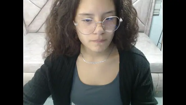 Velvet Moon V online show from 19, 3, 2026