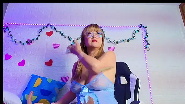 naomi diamond  online show from 29, 10, 2025