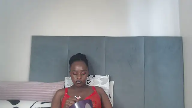 Jah-Queen online show from 4, 3, 2026