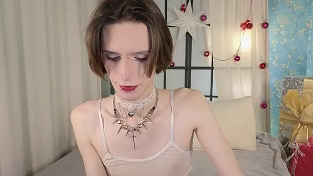 madi snow online show from 18, 12, 2025