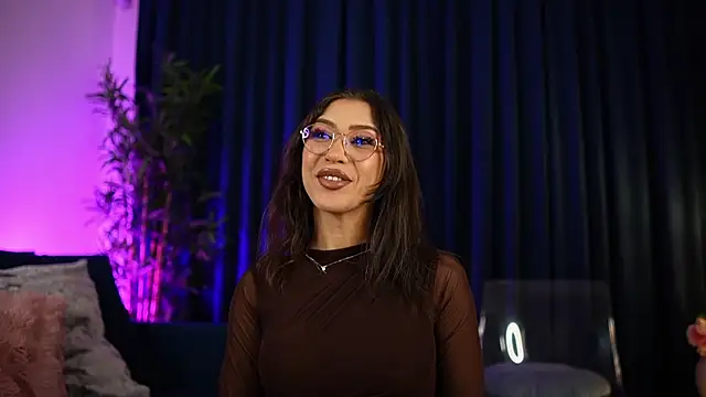  ChloeLee  online show from 20, 11, 2025