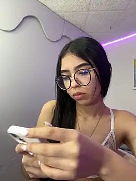  Alix 7 online show from 11, 9, 2025
