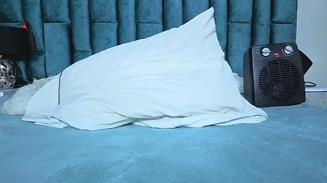 Emma Foxi online show from 21, 4, 2026