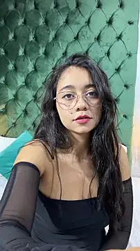 Lily June online show from 18, 5, 2026