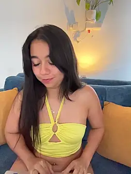 Lily June online show from 19, 12, 2025