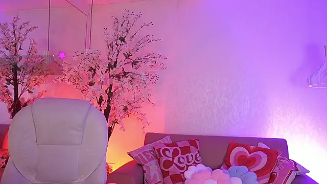 JadeSummerr online show from 17, 3, 2026