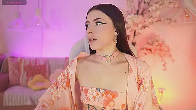 JadeSummerr online show from 13, 11, 2025