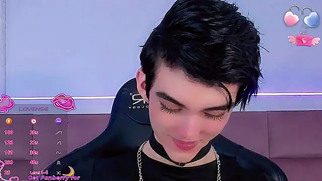 Baby FenixTS online show from 17, 12, 2025