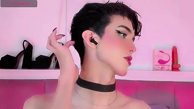 Baby FenixTS online show from 6, 11, 2025