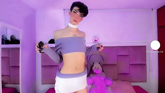 Baby FenixTS online show from 4, 11, 2025