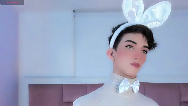 Baby FenixTS online show from 28, 10, 2025