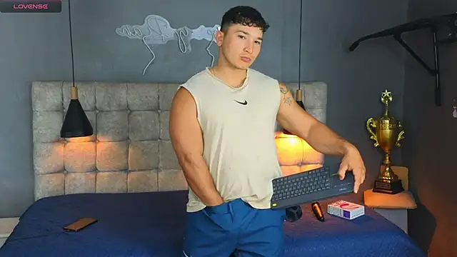 Horny nick18 online show from 7, 1, 2026