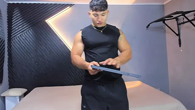Snapshot of Horny_nick18 chatting on 14, 5, 2026 Horny nick18 online show from 14, 5, 2026