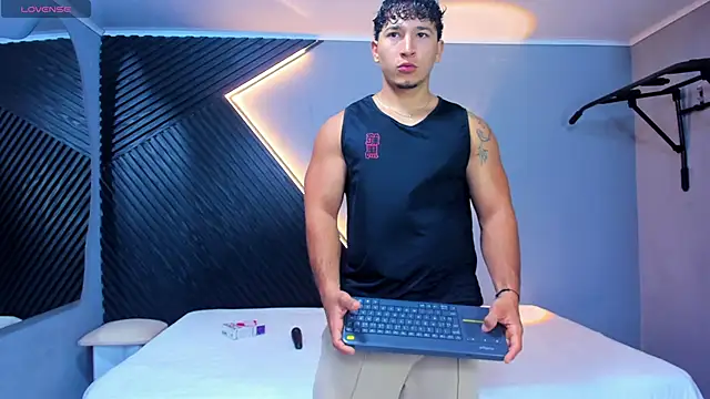 Horny nick18 online show from 13, 4, 2026