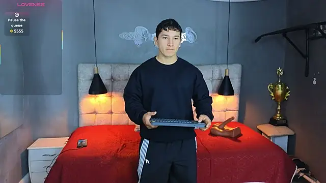 Horny nick18 online show from 9, 10, 2025