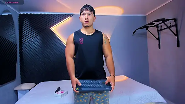 Horny nick18 online show from 9, 4, 2026