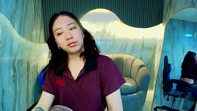 valentina r  online show from 18, 12, 2025