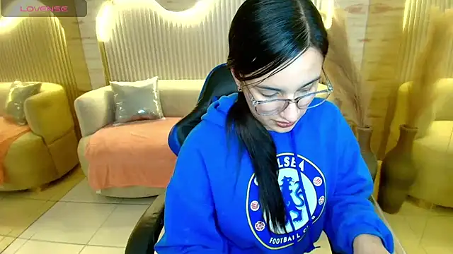 scarlettvixen r online show from 24, 11, 2025