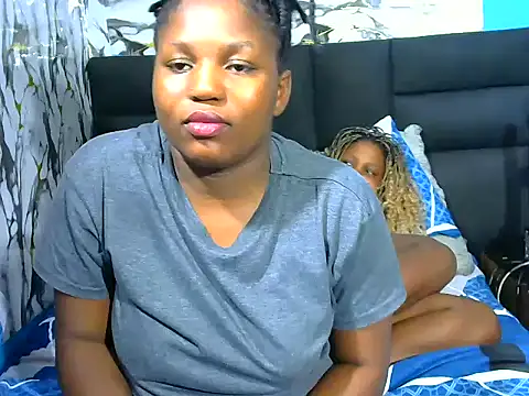 SweetHoney21  online show from 4, 3, 2026