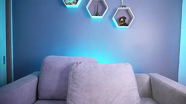 Paul Phoenix online show from 7, 1, 2026