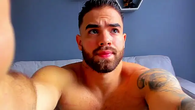 Paul Phoenix online show from 21, 10, 2025