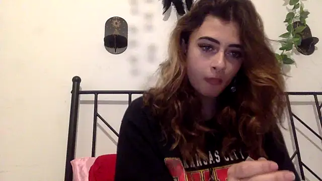Snapshot of piccolaflo chatting on 9, 2, 2026 piccolaflo online show from 9, 2, 2026