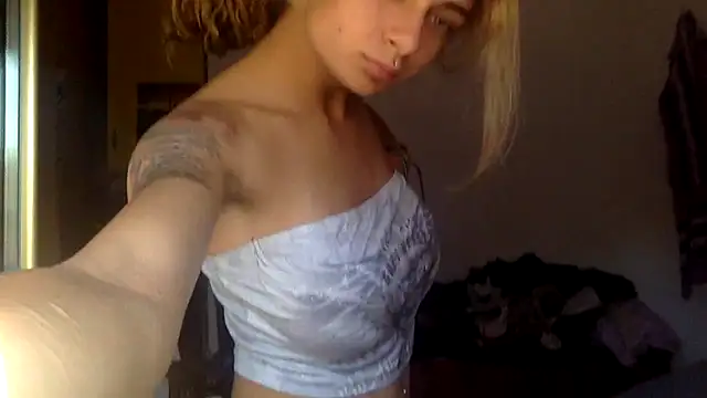 Snapshot of piccolaflo chatting on 24, 7, 2026 piccolaflo online show from 24, 7, 2026