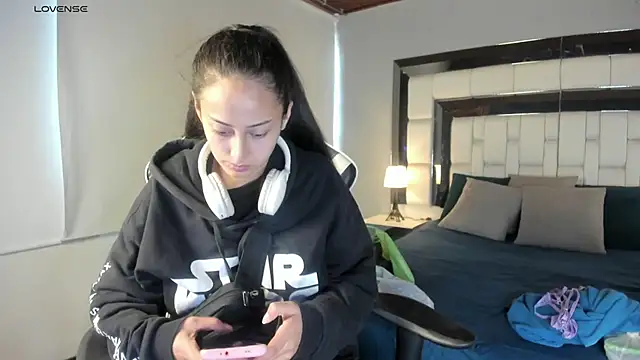 Adhara7 online show from 13, 10, 2025